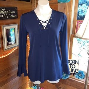 💖POSH PICK💖 $85 Michael Kors navy blouse top NEW bell sleeve